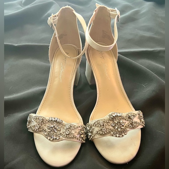 Betsy Johnson Bridal Chunky Low Heels w/ Rhinestones - Picture 5 of 9